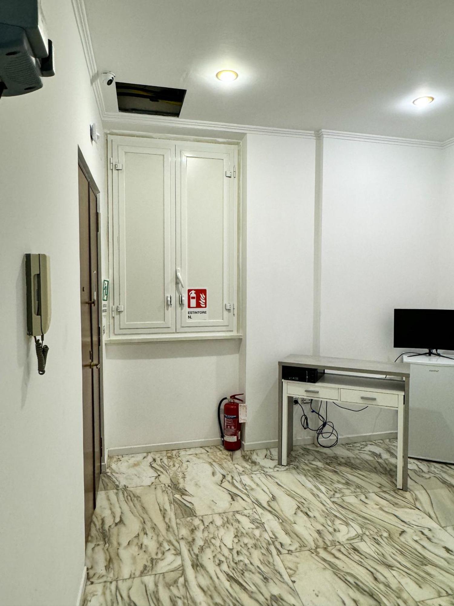 Hotel Barone House Rzym Zewnętrze zdjęcie